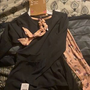 Two piece tunic with leggings